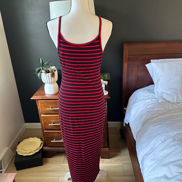 Lovers and Friends Red and NAVY Stripped Midi Dress with Rosette - Size M - Picture 3 of 4